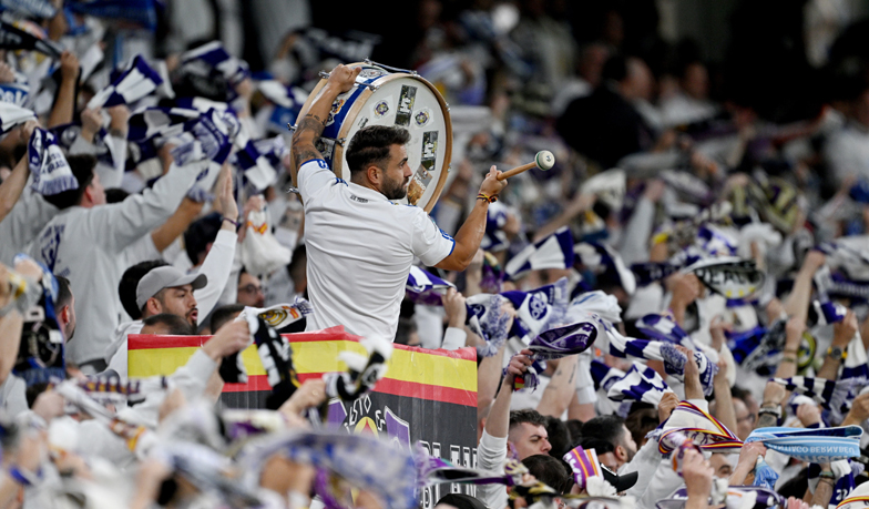 Foto: Policja przejęła 138 biletów na Bernabéu oferowanych przez koniki